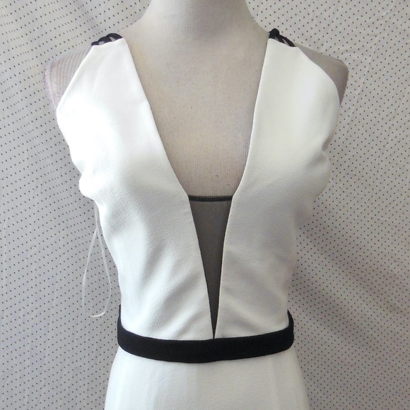 NEW DRESS THE POPULATION Off White & Black LANA Plunge Neck MERMAID Slit GOWN XL - Picture 5 of 16